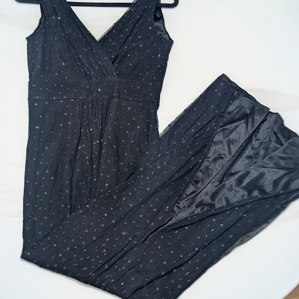 Elegant Black Sleeveless Dress